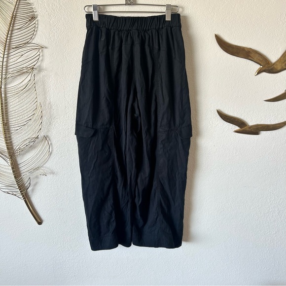 Lululemon Metropolis Maven High Rise Crop cargo pants - Picture 3 of 5